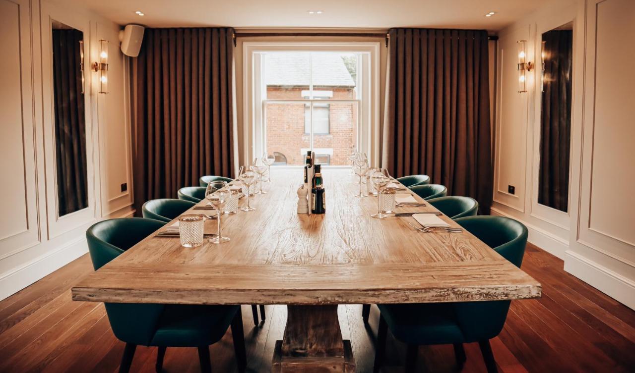 Lion & Swan Hotel Congleton Kültér fotó The boardroom at the London Wine School